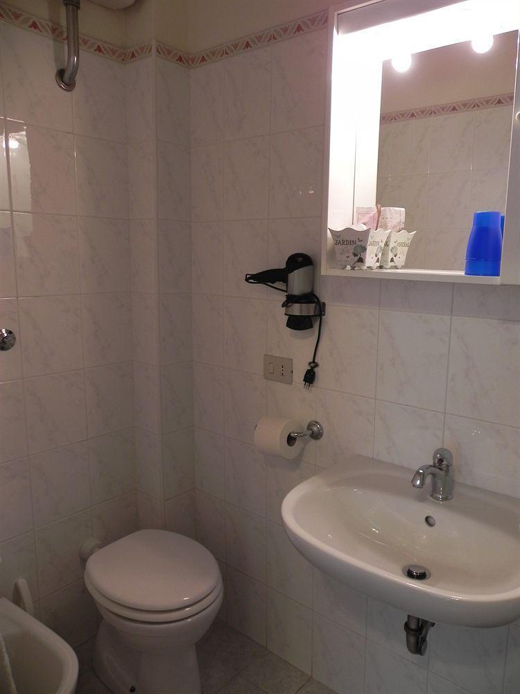 Hotel Ondina Viareggio Dış mekan fotoğraf
