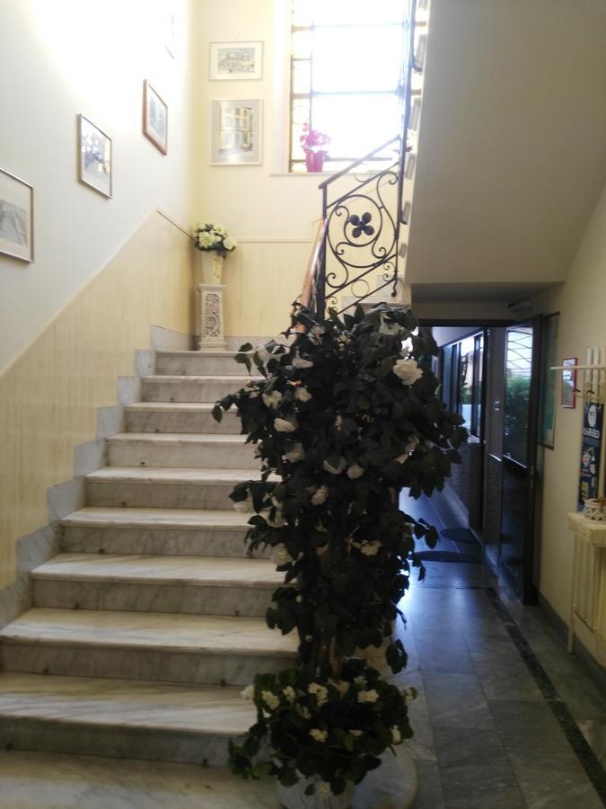 Hotel Ondina Viareggio Dış mekan fotoğraf