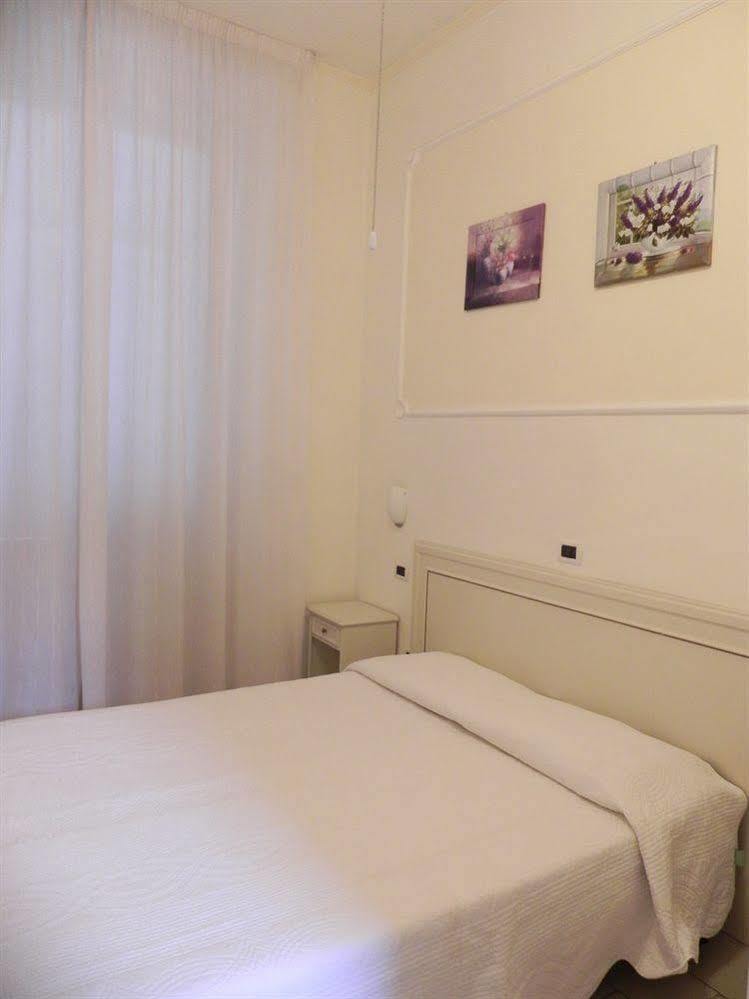 Hotel Ondina Viareggio Dış mekan fotoğraf